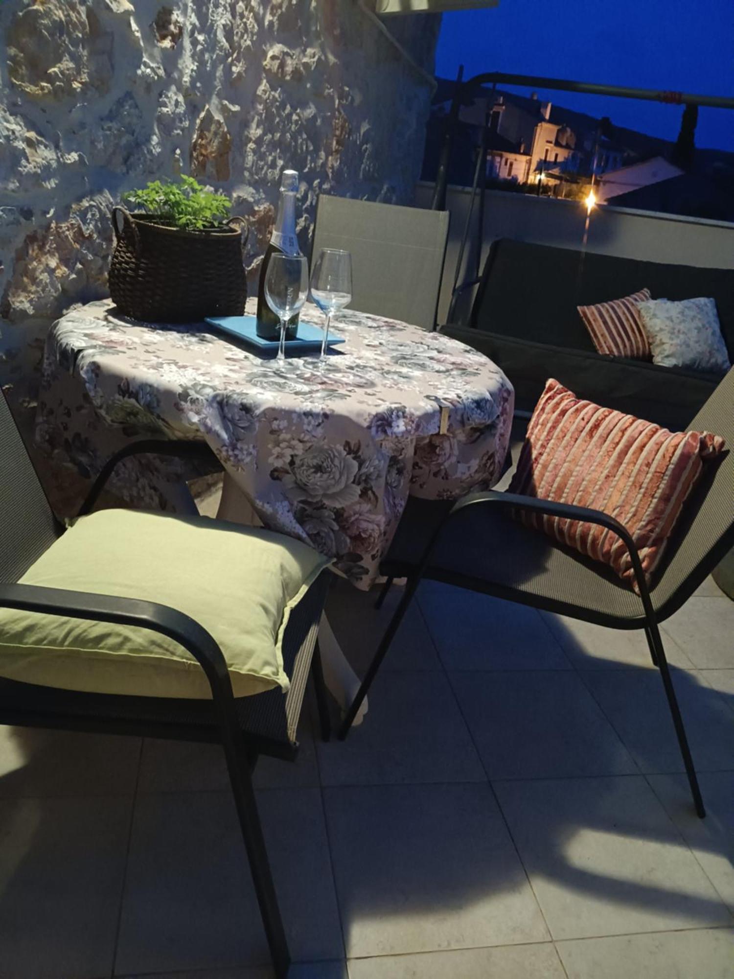 Studio Apartmani Sverko Punat Exterior foto